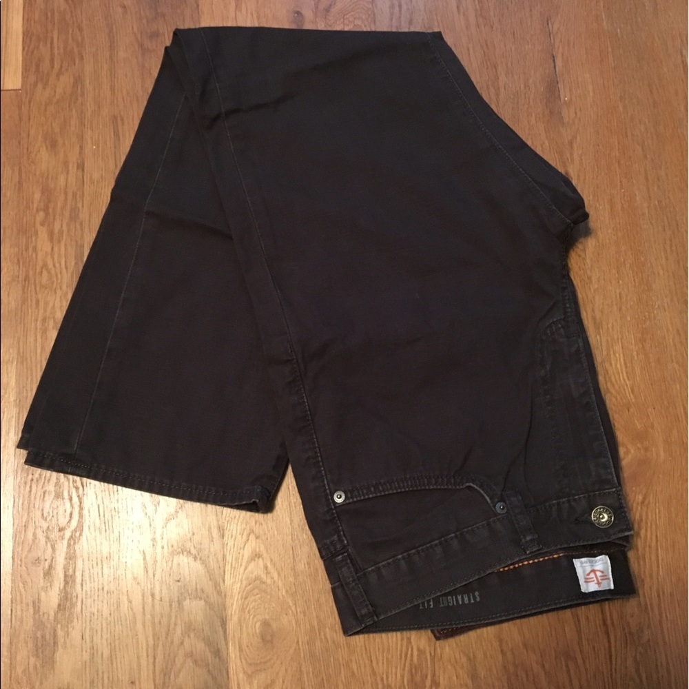 Like new! Dark brown Dockers jeans 34x29