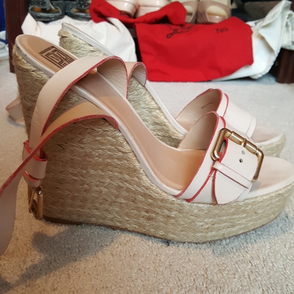 Pour la Victoire wedge espidrilles
