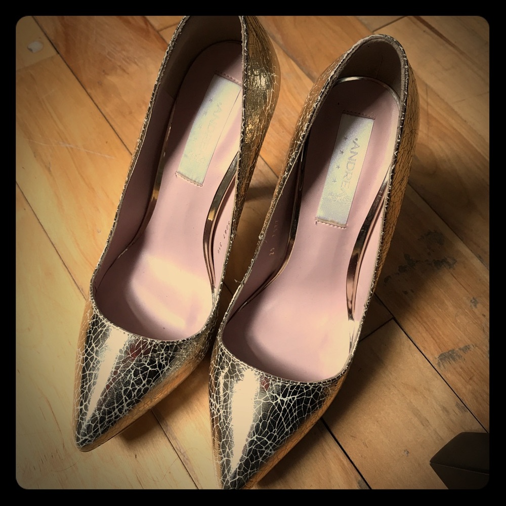 Golden shoes