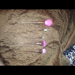 Tarte limited edition makeup brushes