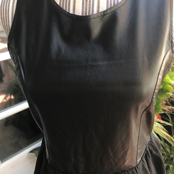 Faux leather and chiffon dress - Picture 2 of 4