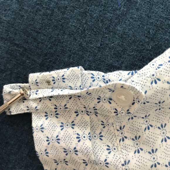 NWOT- 💯% Cotton White Blue Blouse Elastic Waist - Picture 7 of 8