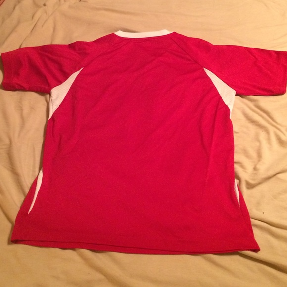 Athletic shirt - Picture 3 of 3