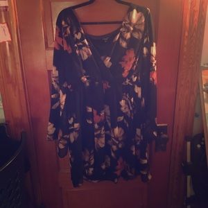 Floral Bell Sleeve Plus Size Dress