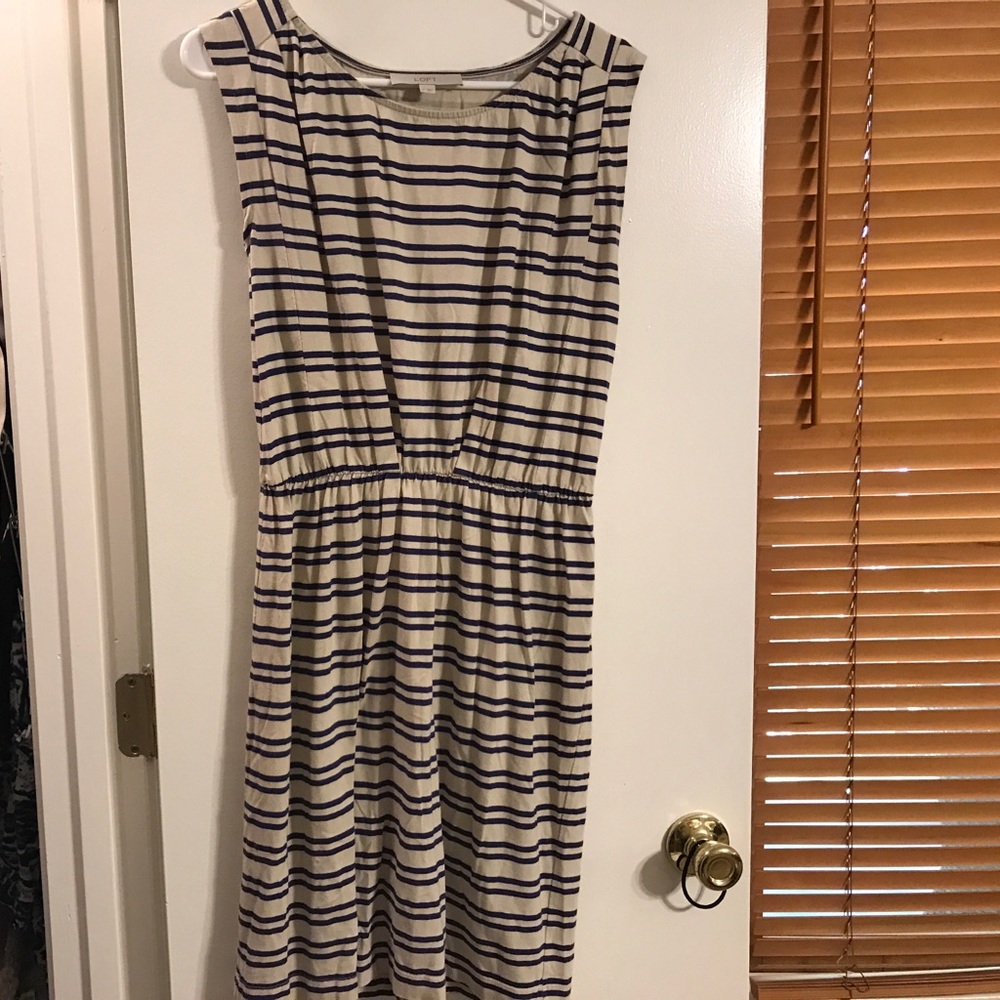 Medium Loft Sleeveless dress