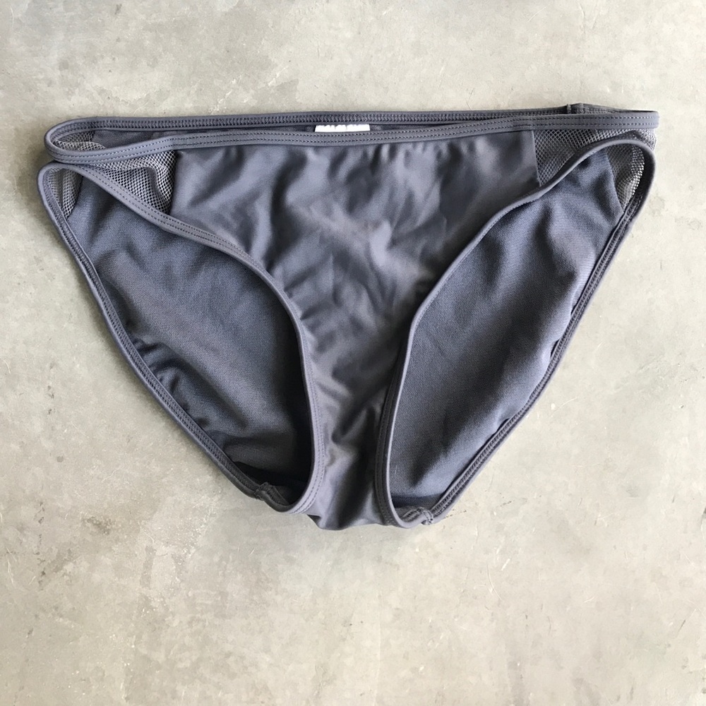 Sporty grey mesh bikini set π size small - Picture 4 of 4