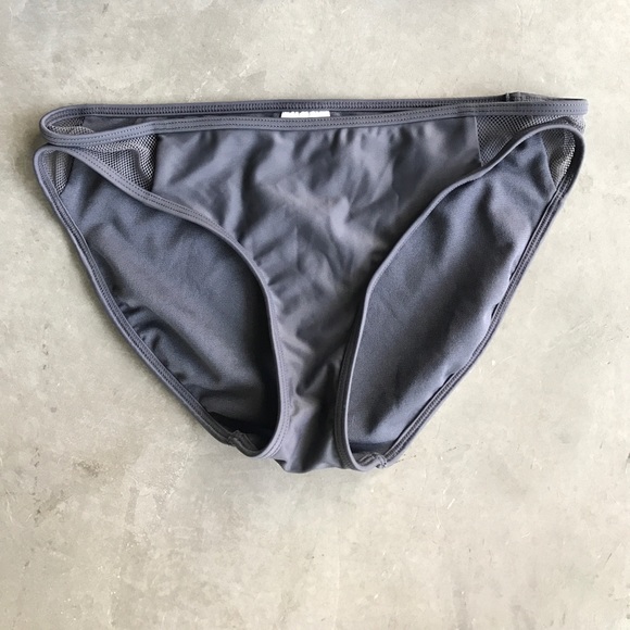 Sporty grey mesh bikini set 🌊 size small - Picture 4 of 4