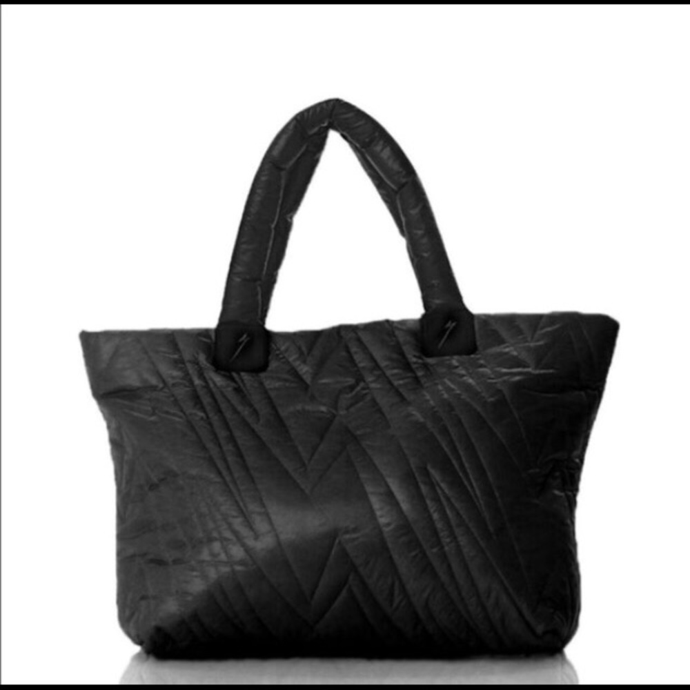 HP🍏Electric Yoga Ultra Light Tote - Picture 4 of 5