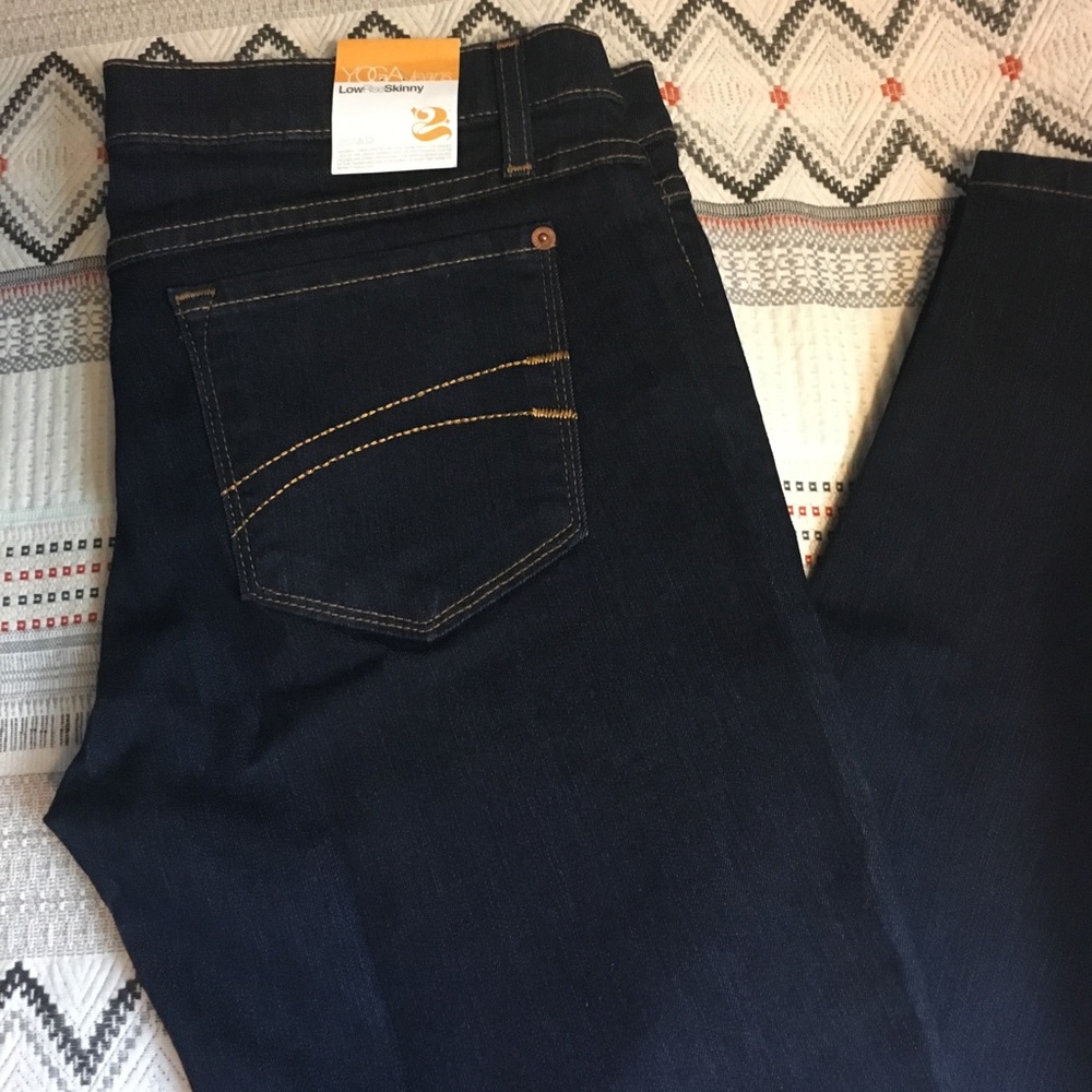 Second Yoga Jeans Size 31 NWT