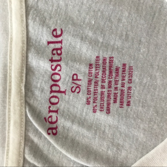 NWOT-Aeropostale-Crop Top with Sequence work - Picture 3 of 4