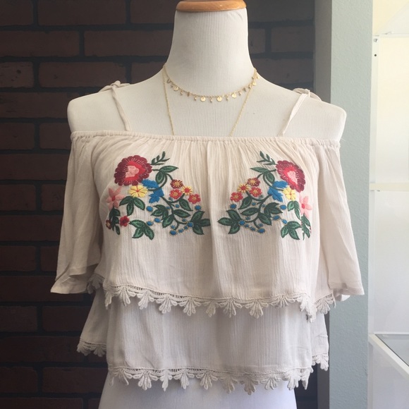 Cream embroidered off the shoulder crop top - Picture 2 of 4