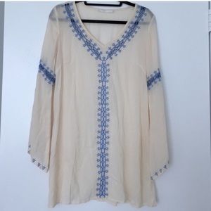 Adorable Lush Ivory Dress with Blue Stitching Sz S