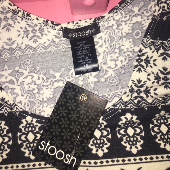 NWT Stoosh Sz XS Tank with GORGEOUS detail - Picture 2 of 4