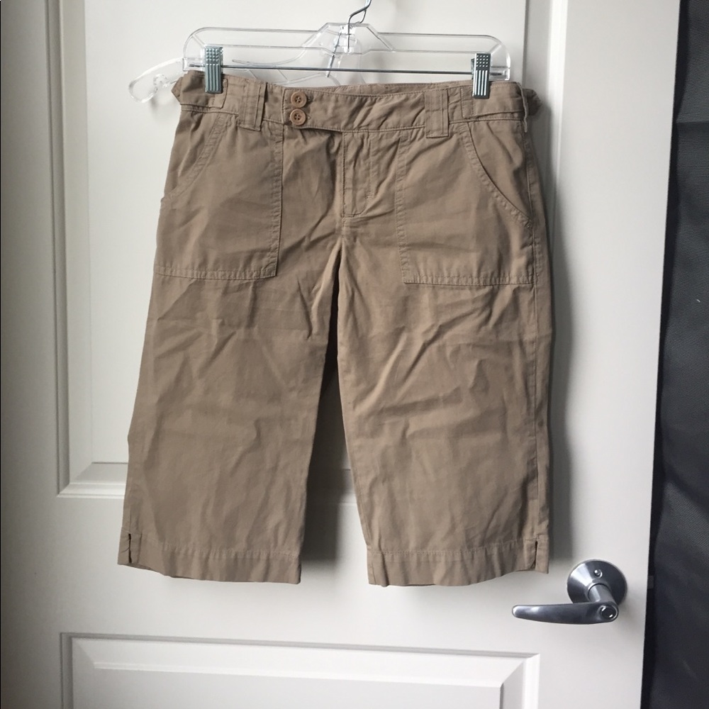 Vince light khaki Bermuda shorts