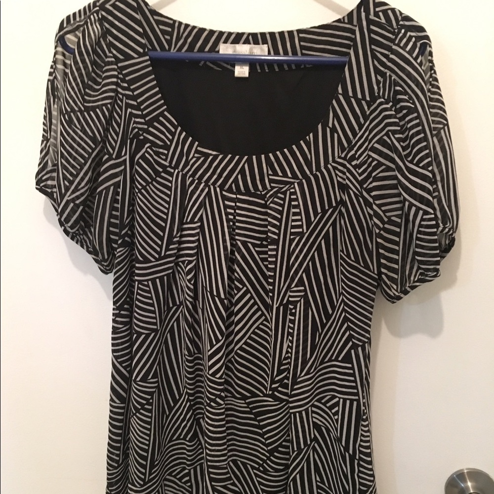 Dressbarn XL Black and White Top