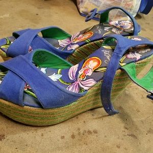 Ed Hardy wedge Sandals