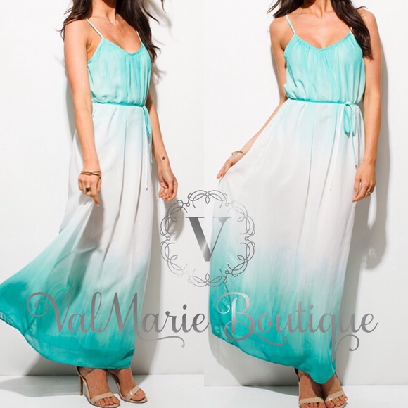 📍CLEARANCE 📍Oceanic Maxi Ombré Dress - Picture 2 of 5