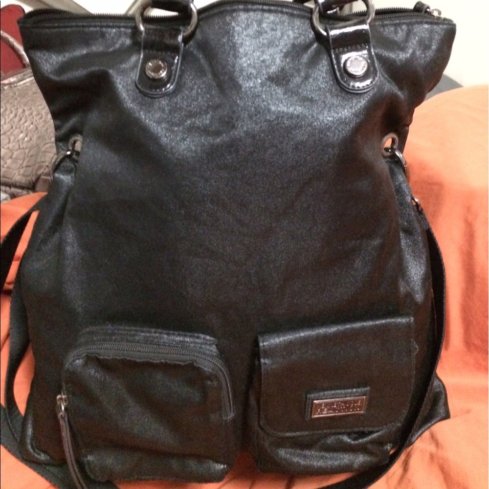 Lg Kenneth Cole tote