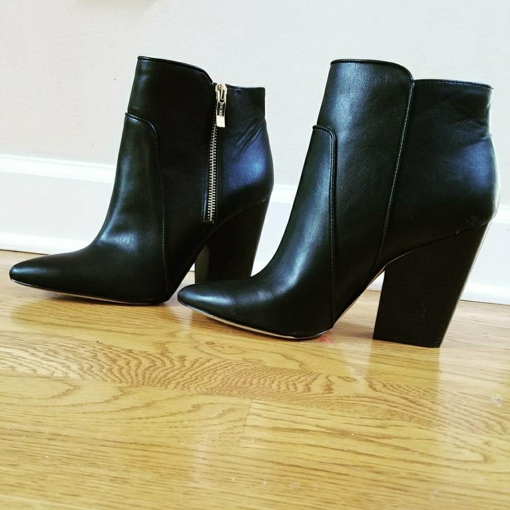 BCBGeneration black boots bootied