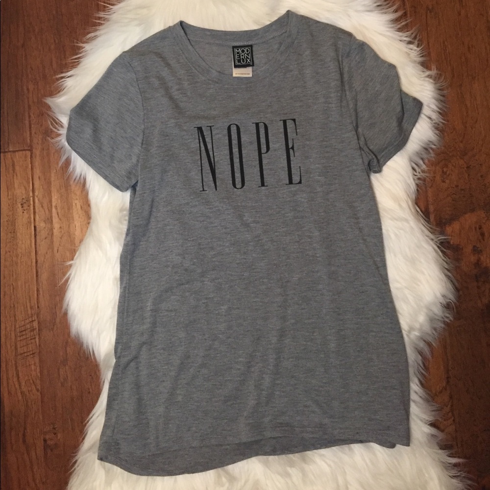 Short sleeve graphic tee