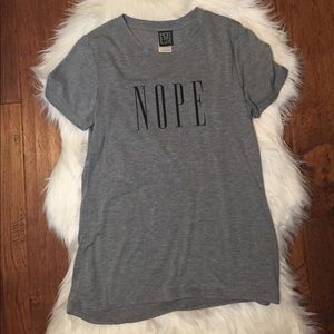 Short sleeve graphic tee