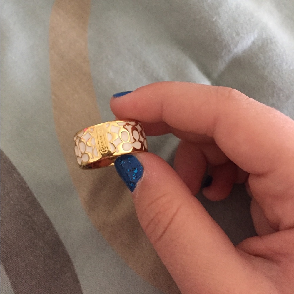 Coach ring