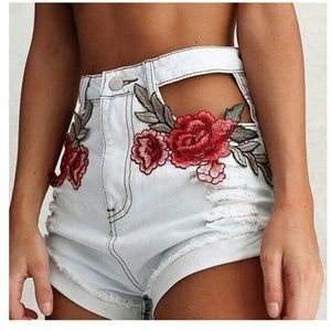 White Flower Rose Embroidery Shorts