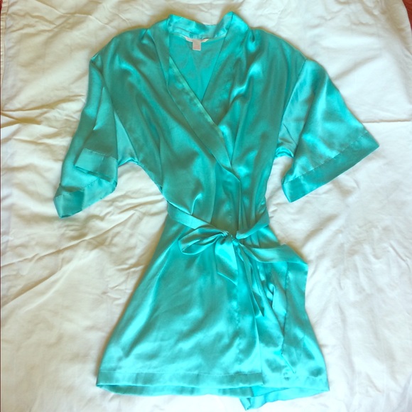 Victoria's Secret Other - Victoria's Secret silky robe - aqua