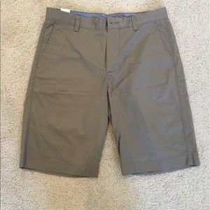Men's J. Crew Classic Fit Sz32W khaki shorts NWT