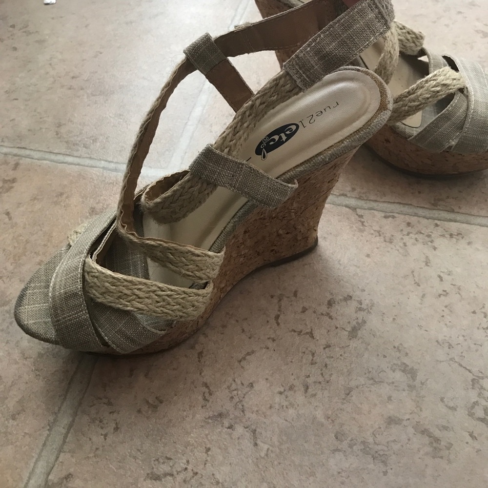 Wedges - Picture 2 of 3