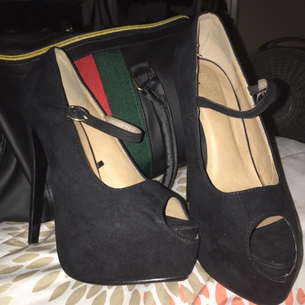 Black Suede-like Mary Jane Pumps Sz 7