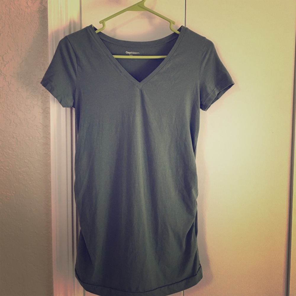 Sz Sm Gap Maternity Pure Body V-neck Tee
