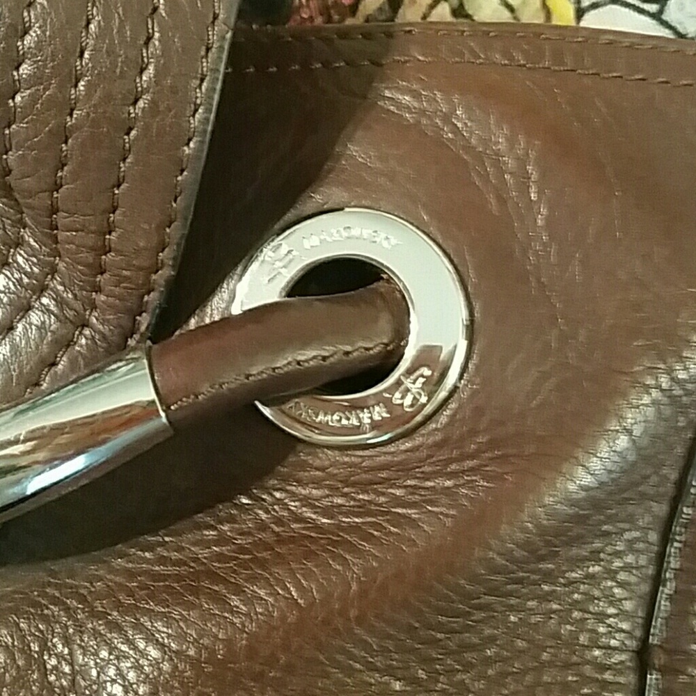 Genuine leather B. Makowsky handbag - Picture 6 of 7