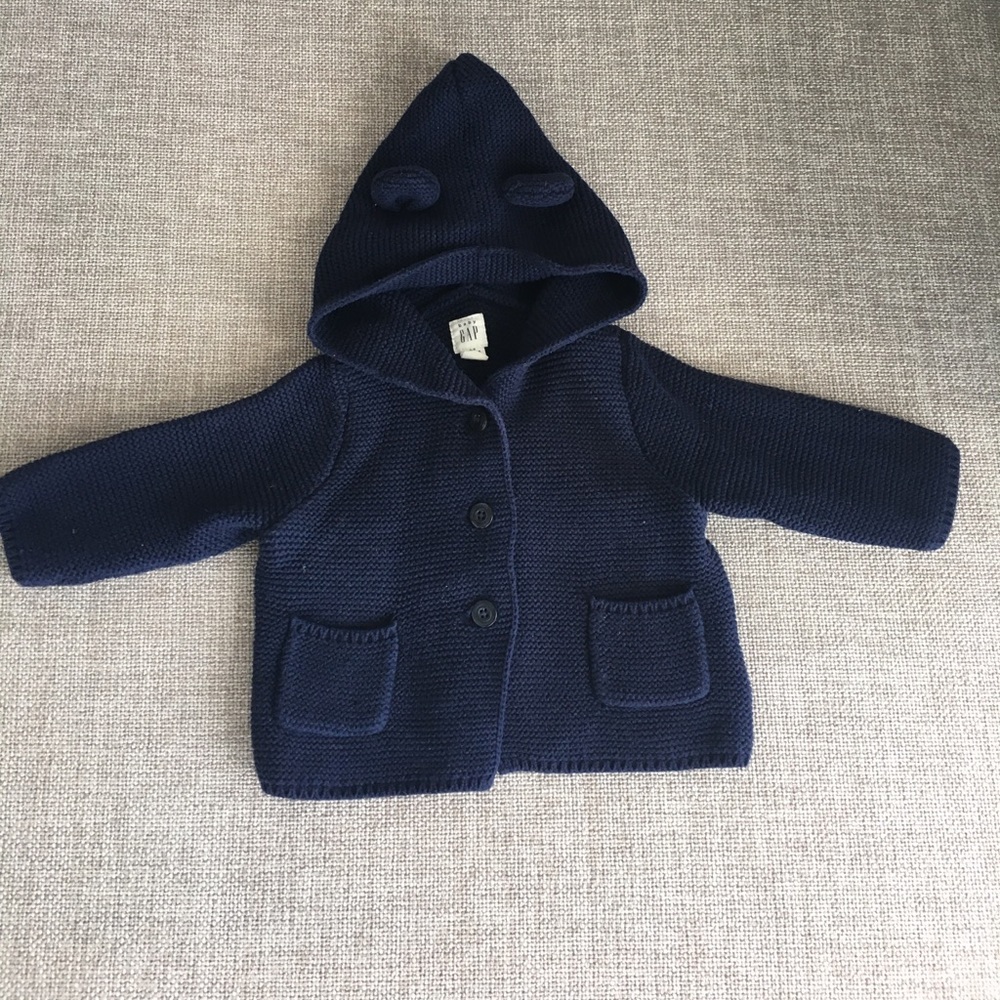 Baby Gap 3-6 months sweater