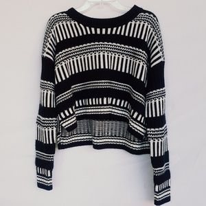 Forever 21 Cropped sweater
