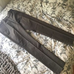 NWOT H&M Grey Pleated Trousers
