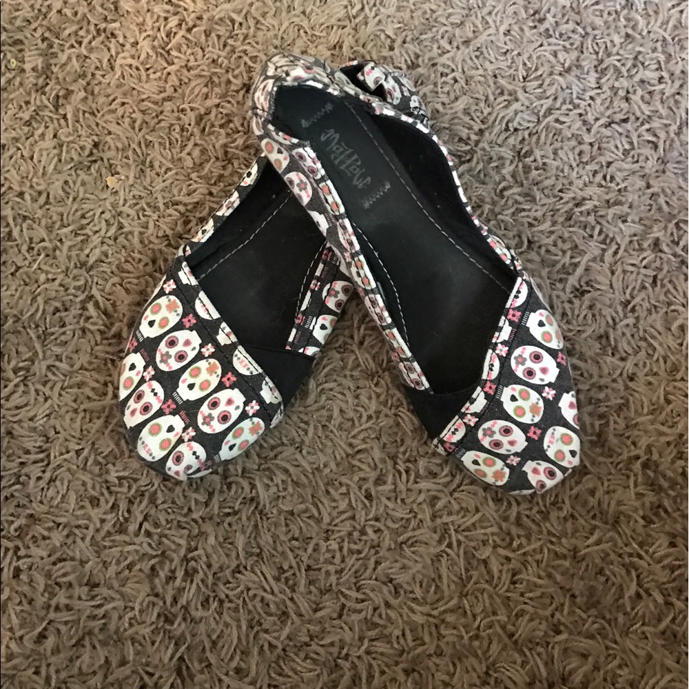 Skull 💀 Madlove flats