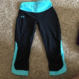 Under Armour cropped leggings