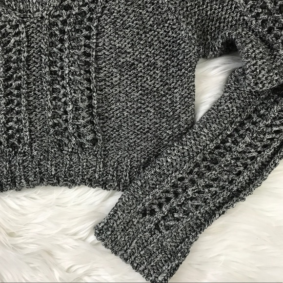 Cutout Knit Cropped Sweater - Picture 7 of 7