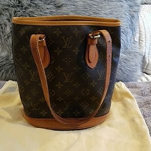 LV PM bucket