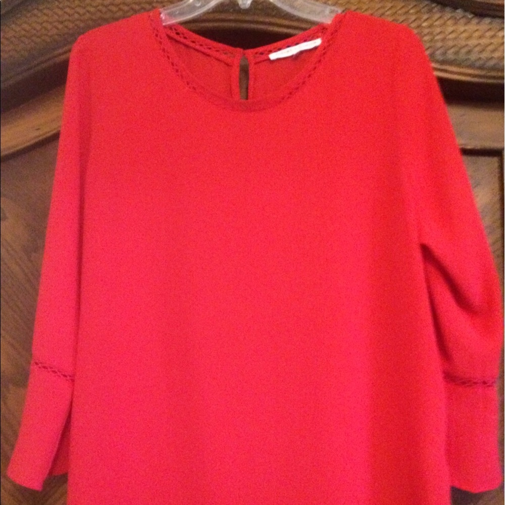Beautiful Violet&Claire red blouse