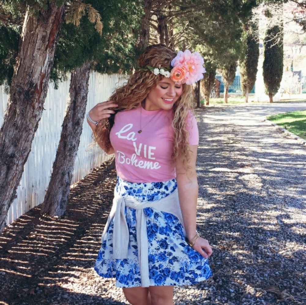 Pink la vie boheme tee