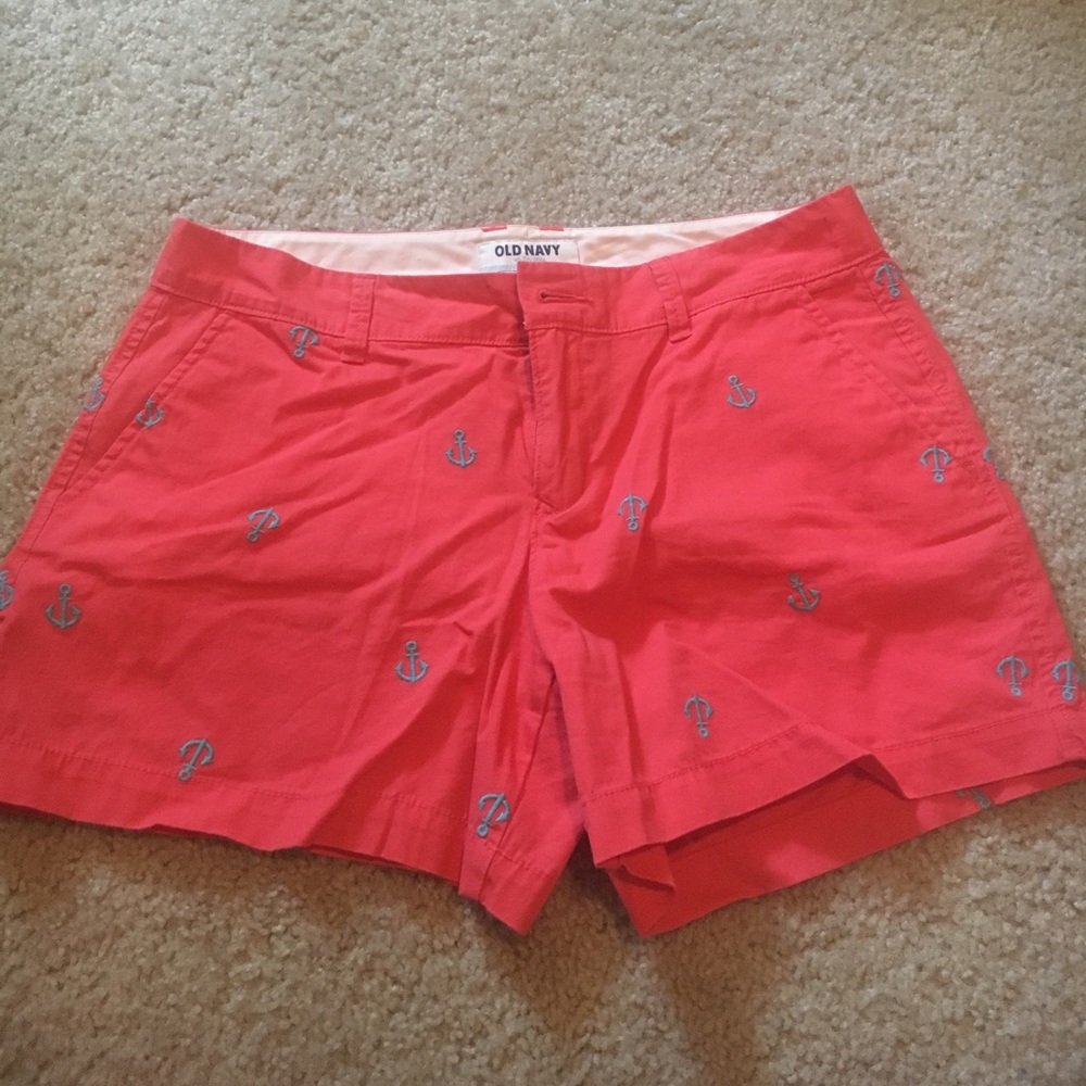 Coral shorts with blue anchors