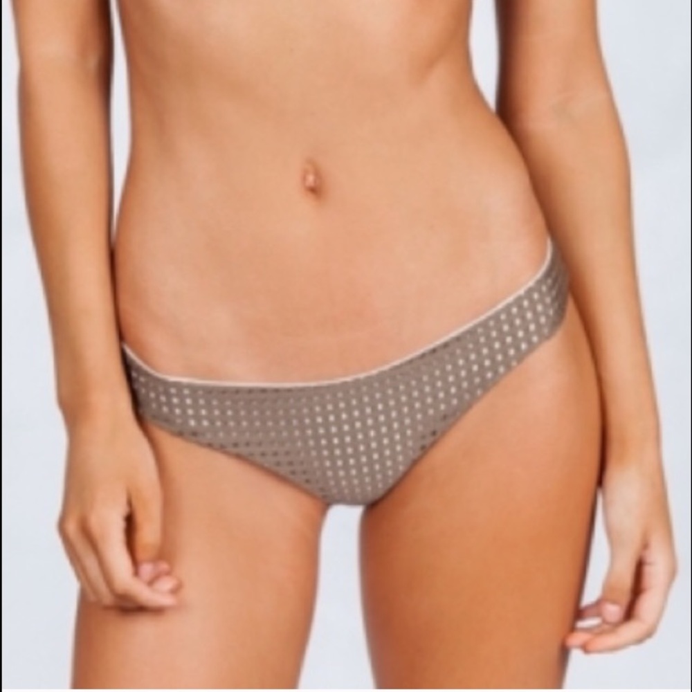 ACACIA PIPELINE MESH BIKINI BOTTOM IN OPIHI/FOAM