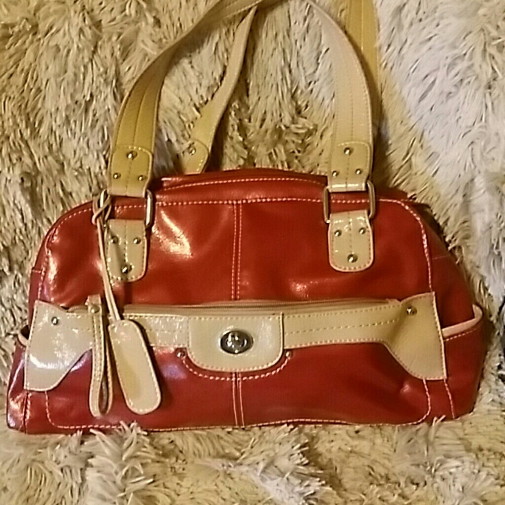 Shoulder bag