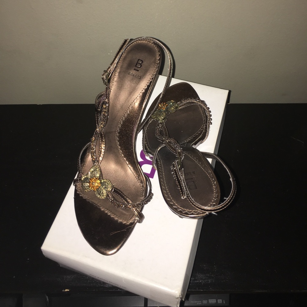 Bakers Gemma bronze heels