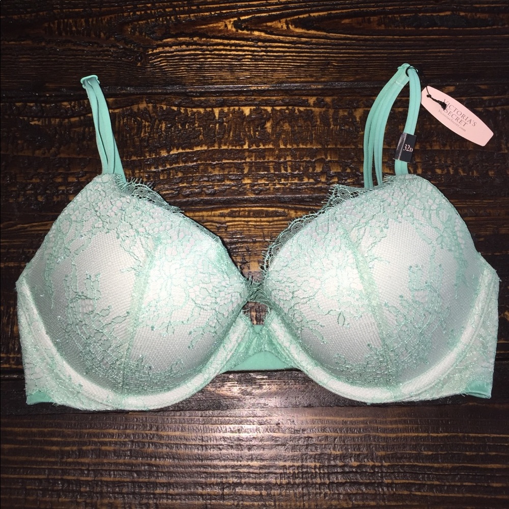 Very Sexy mint green Push-up bra 💚