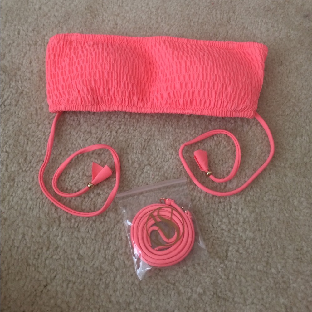 VS Strapless Small Bathing Suit Top!
