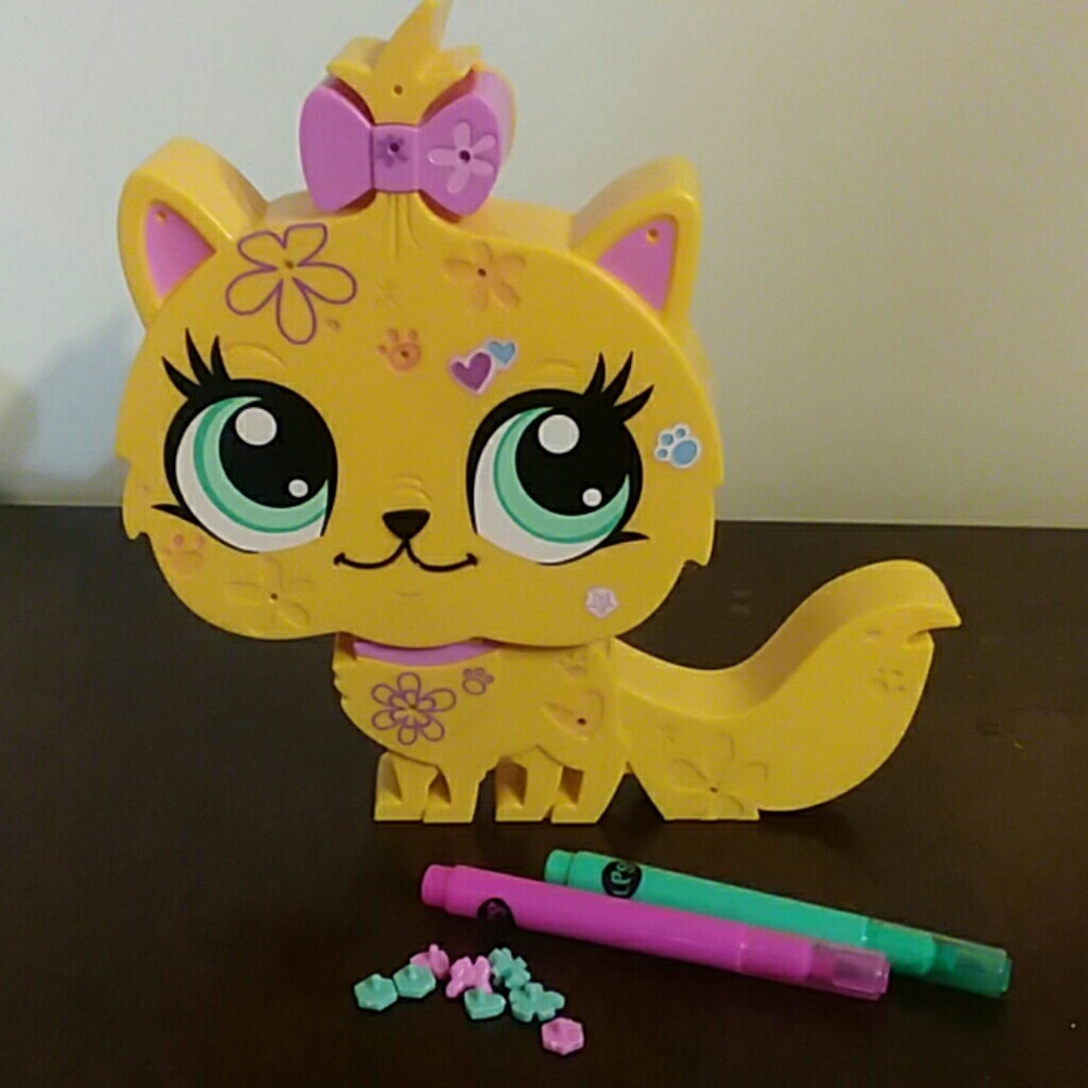 Lps draw on the cat