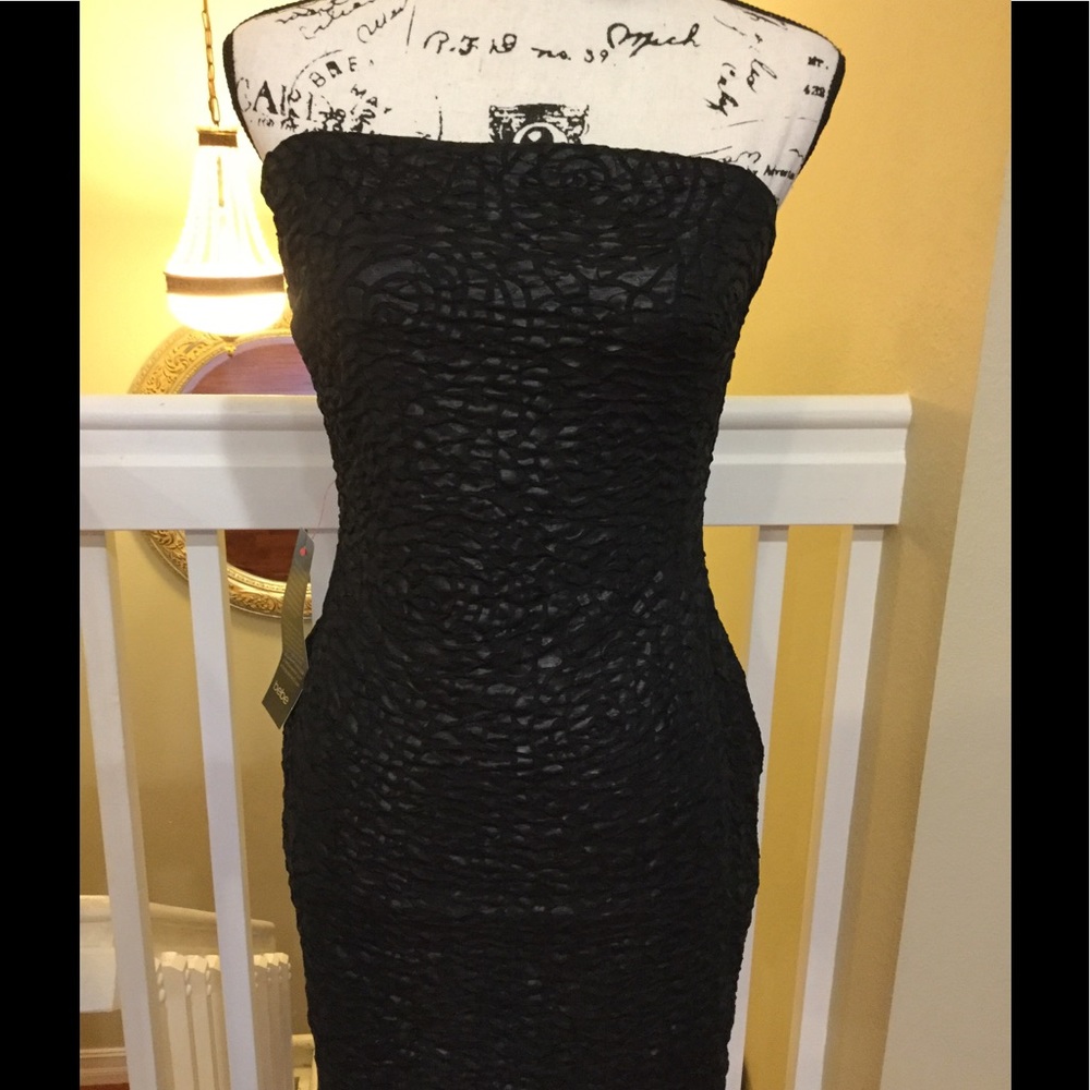 BEBE Textured Rosette Dress - Picture 5 of 8